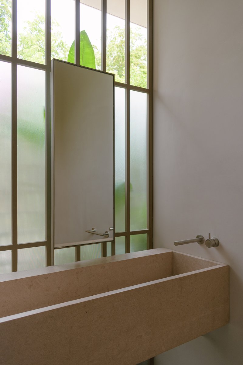 Paseo House of Cantera / Antumbra estudio - Interior Photography, Bathroom, Glass, Sink
