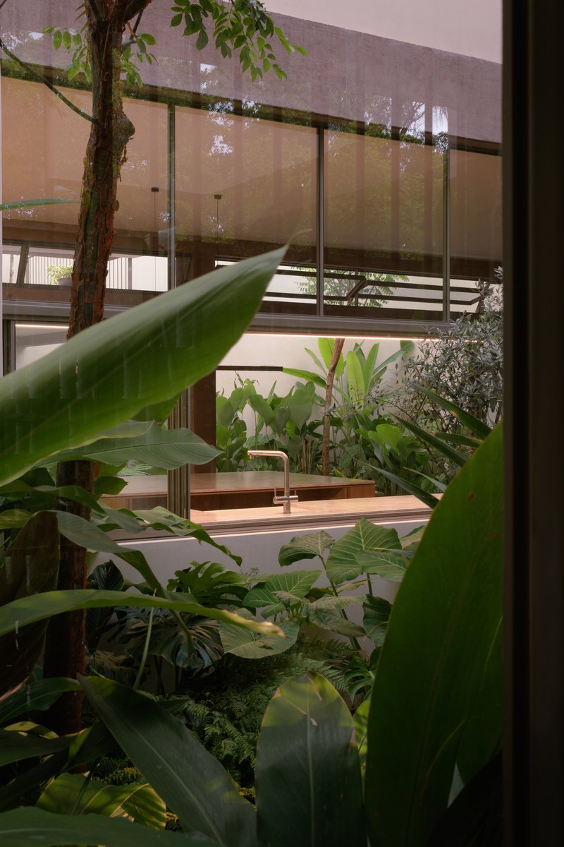 Paseo House of Cantera / Antumbra estudio - Interior Photography, Glass