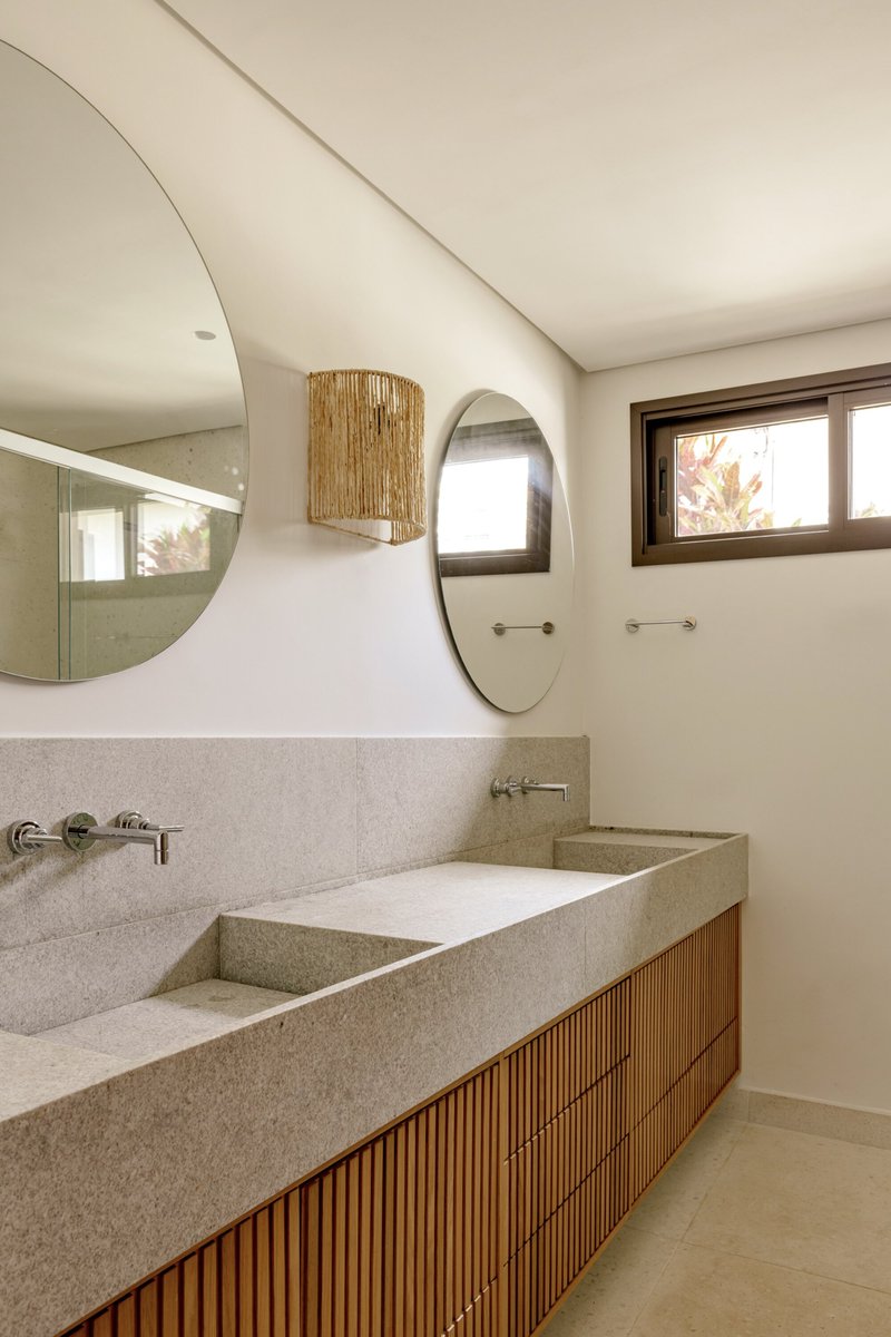 Casa Alto de Pinheiros / Terra Arquitetura - Fotografia de Interiores, Banheiro, Madeira, Pia, Bancada