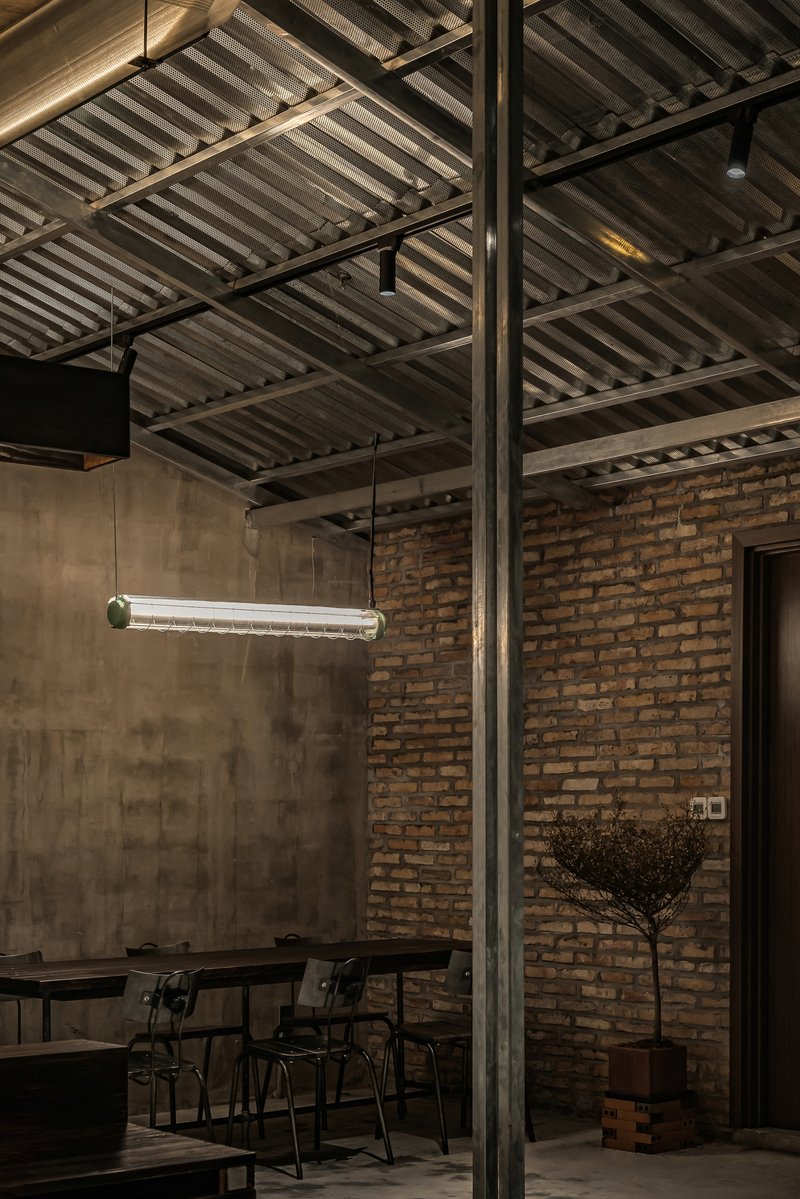 Café An Miên Lumière / xưởng xép - Fotografia de Interiores, Viga