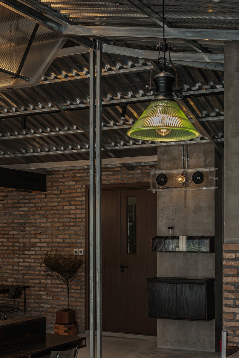 Café An Miên Lumière / xưởng xép - Fotografia de Interiores, Iluminação, Viga, Cadeira