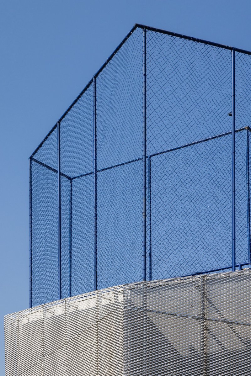 Colégio Alumnus / BIRI + Estúdio Pedro Haruf + MOBIO Arquitetura - Fotografia de Exterior, Fachada