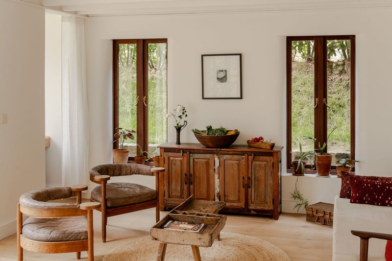 Clay Rise Home / Templeton Ford - Interior Photography, Living Room, Wood, Table, Chair